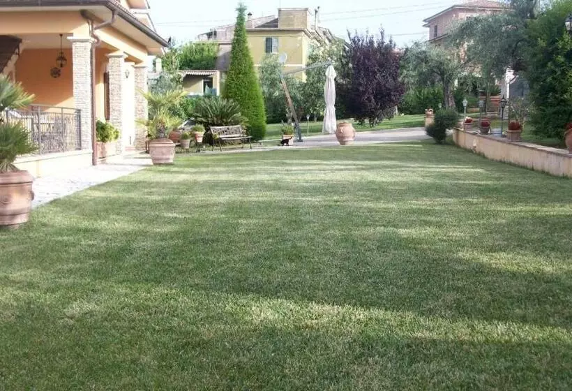 Aamiaismajoitus (B&B) Il Giardino Degli Ulivi