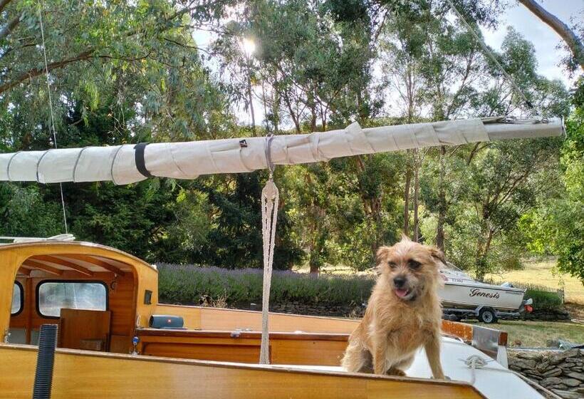 민박 Queensberry Inn