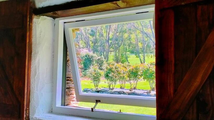 민박 Queensberry Inn