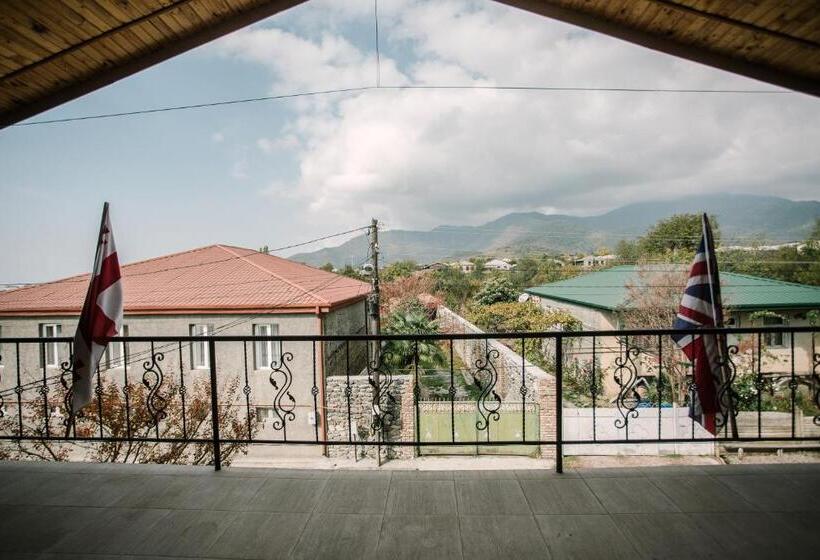 פנסיון Chateau Dzveli Gavazi