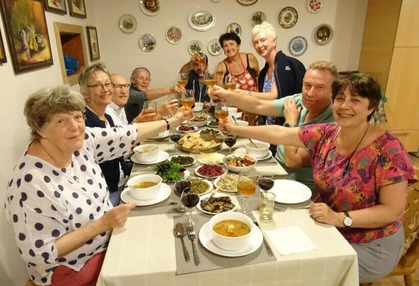 פנסיון Chateau Dzveli Gavazi