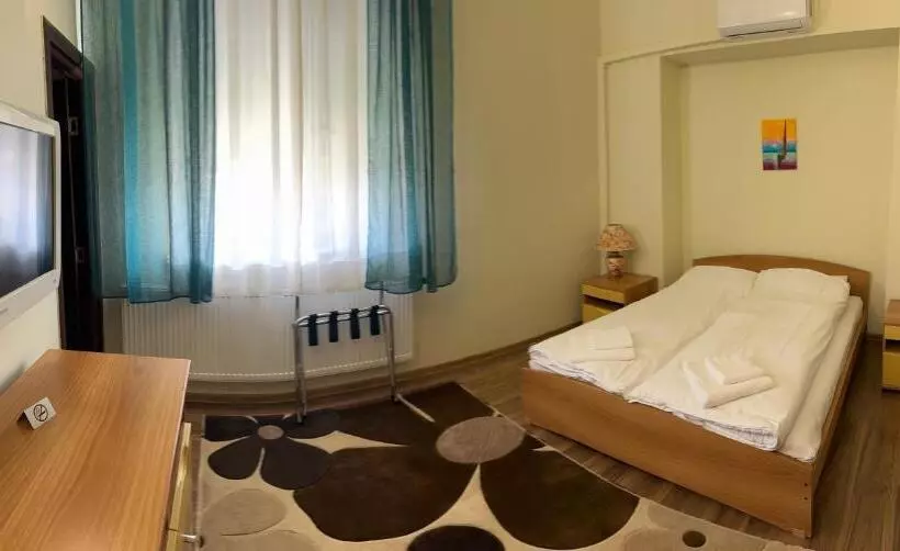 Majatalo Kremena Guest House