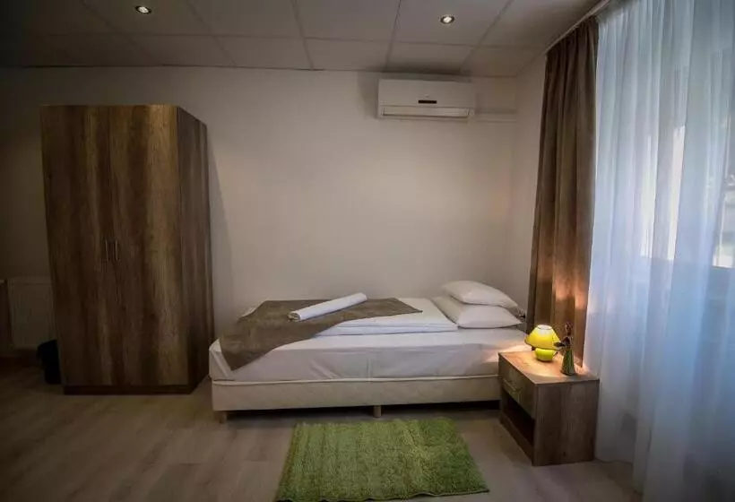 پانسیون Mokka Apartman Szeged