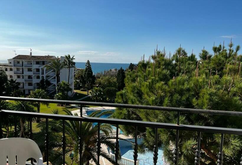 Riviera Del Mar Apartment