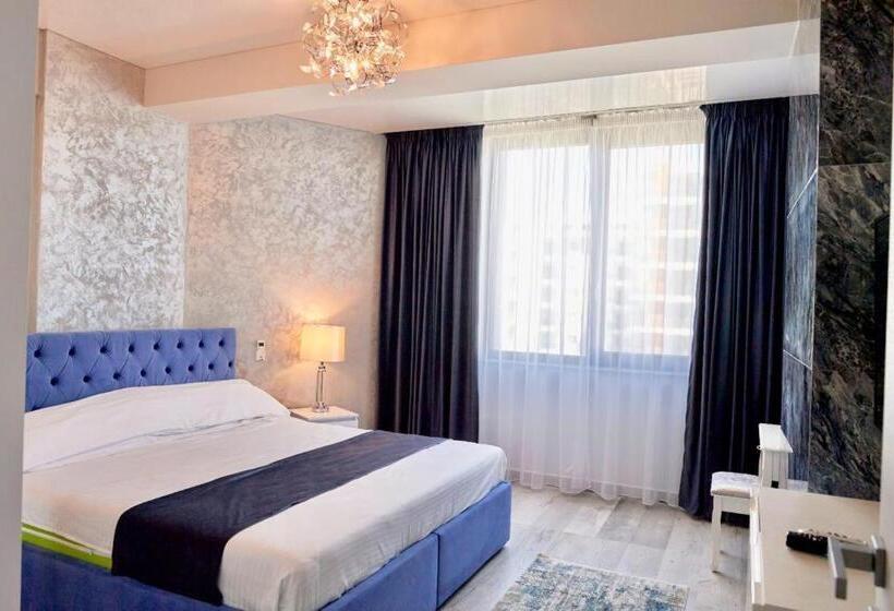 5 Stars 301 Frontal Sea View Apartment