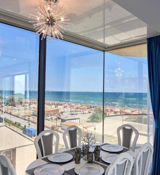 5 Stars 301 Frontal Sea View Apartment