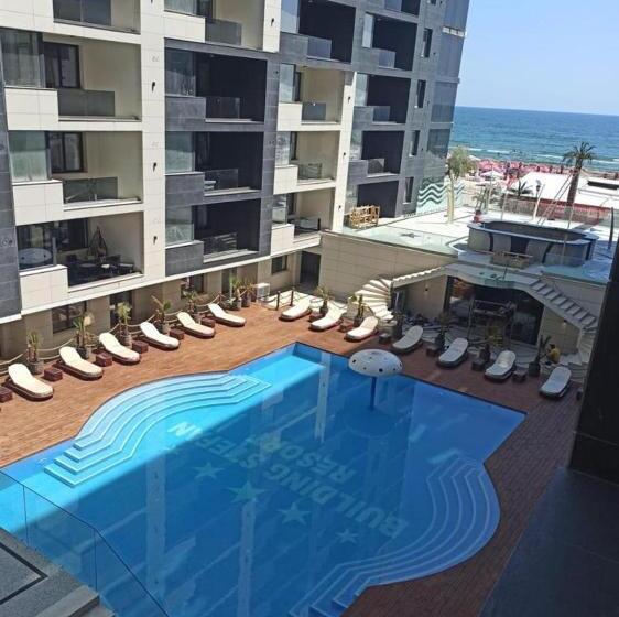 5 Stars 301 Frontal Sea View Apartment