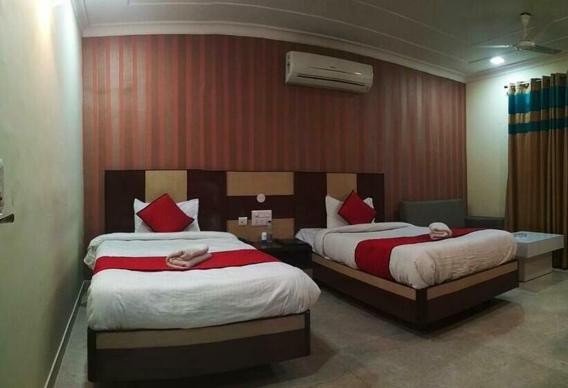 Hotel White Castle Manesar