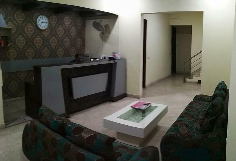 Hotel White Castle Manesar