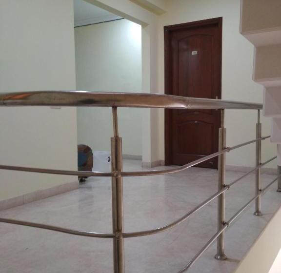 Hotel White Castle Manesar