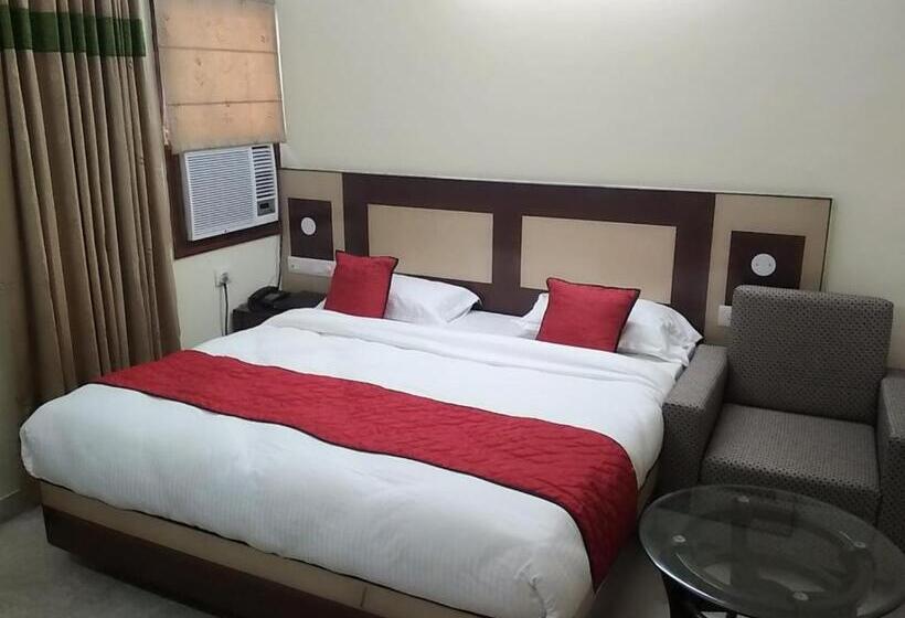 Hotel White Castle Manesar