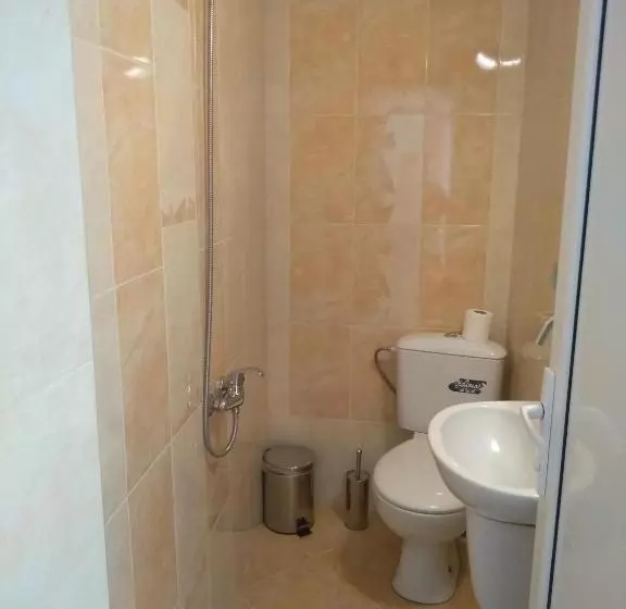 Majatalo стаи за гости върбани
