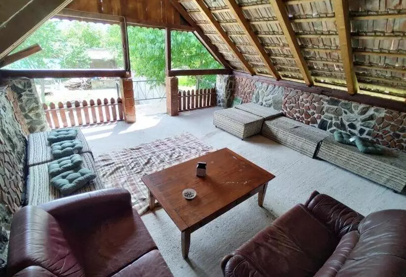 Majatalo La Tataia Zahei