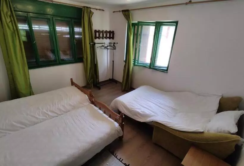 Majatalo La Tataia Zahei