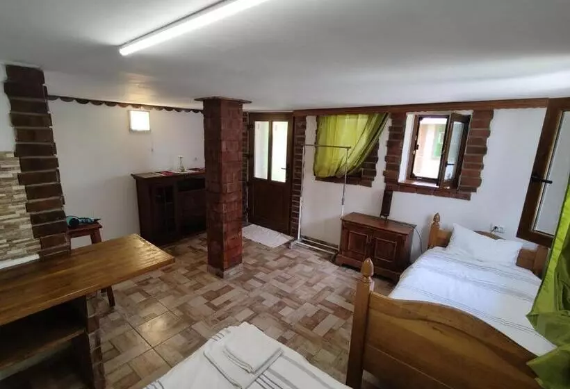 Majatalo La Tataia Zahei