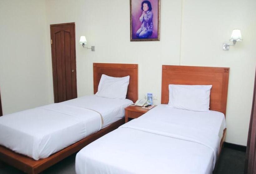 Pia Hotel Pangkalpinang