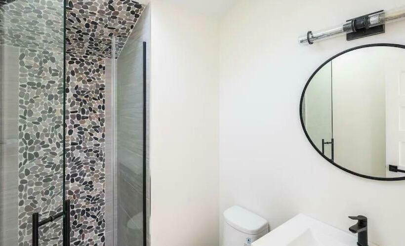 Townhouses & Captain S Quarters