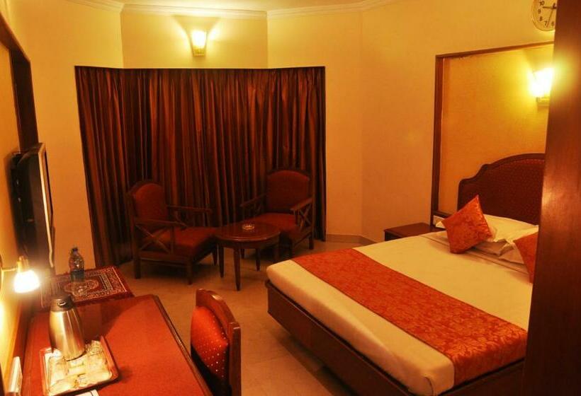 בית מלון כפרי Darling Residency