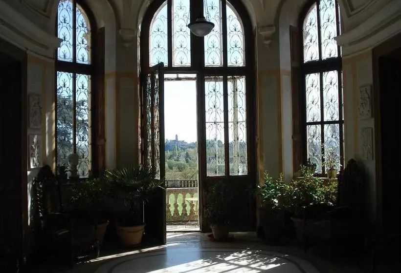Aamiaismajoitus (B&B) Palais Briau