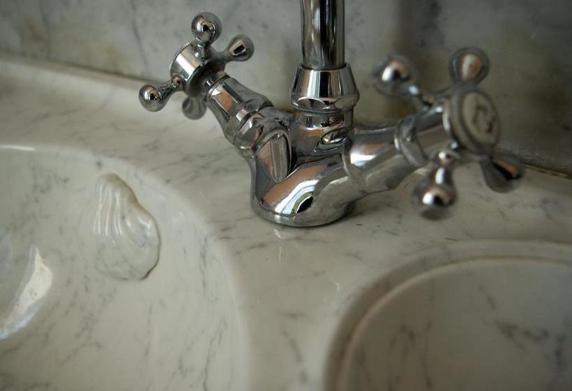 ベッドアンドブレックファースト Palais Briau