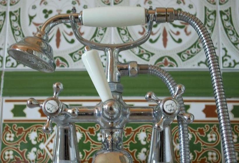 ベッドアンドブレックファースト Palais Briau