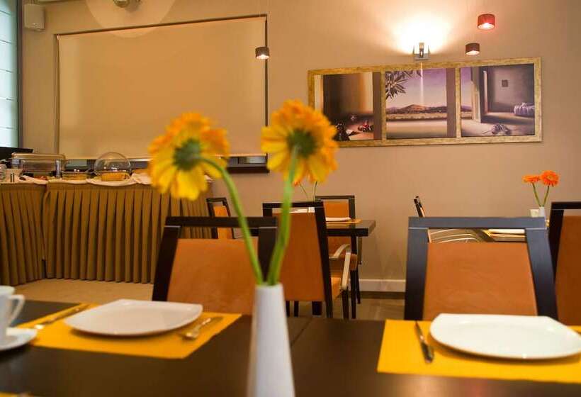 Отель Alexandros Boutique