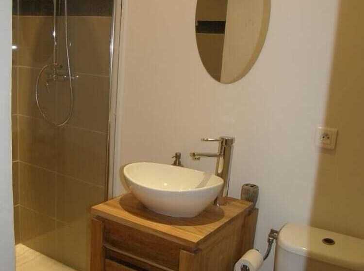 בית מלון כפרי Aux Clés De Lune