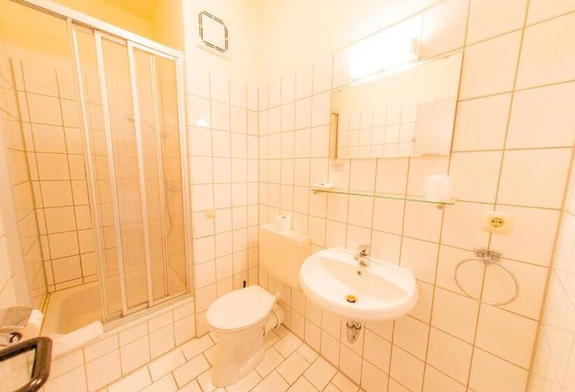 호텔 Centro Furth Nurnberg