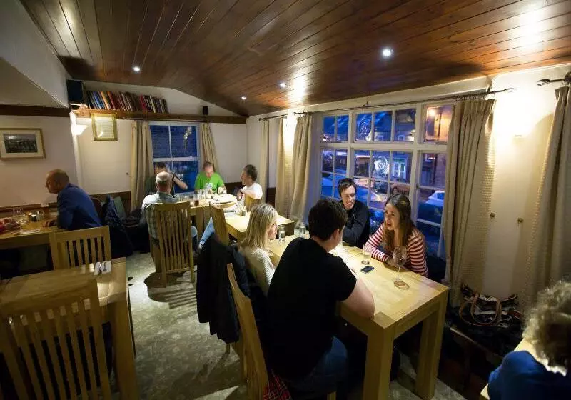 Hotel Cheviot