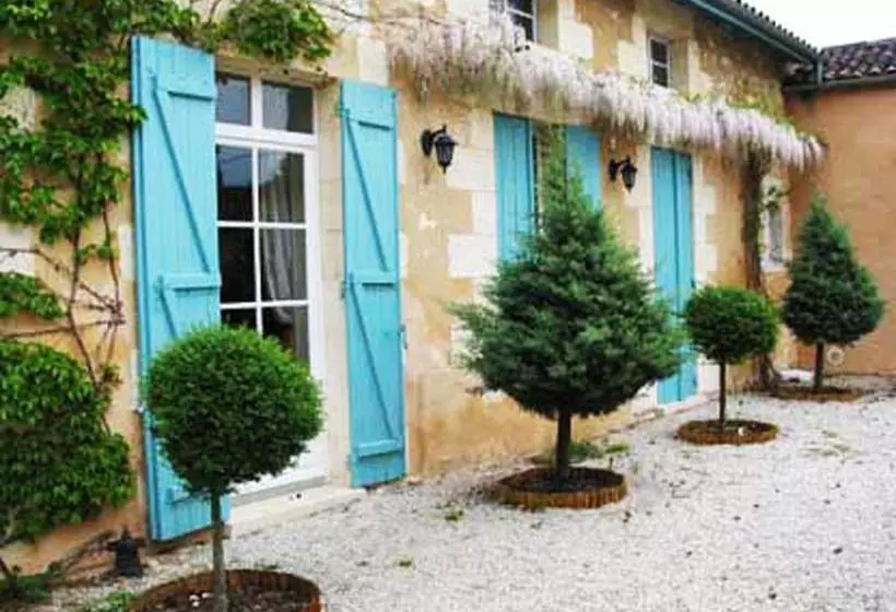 هتل Chateau Rousselle