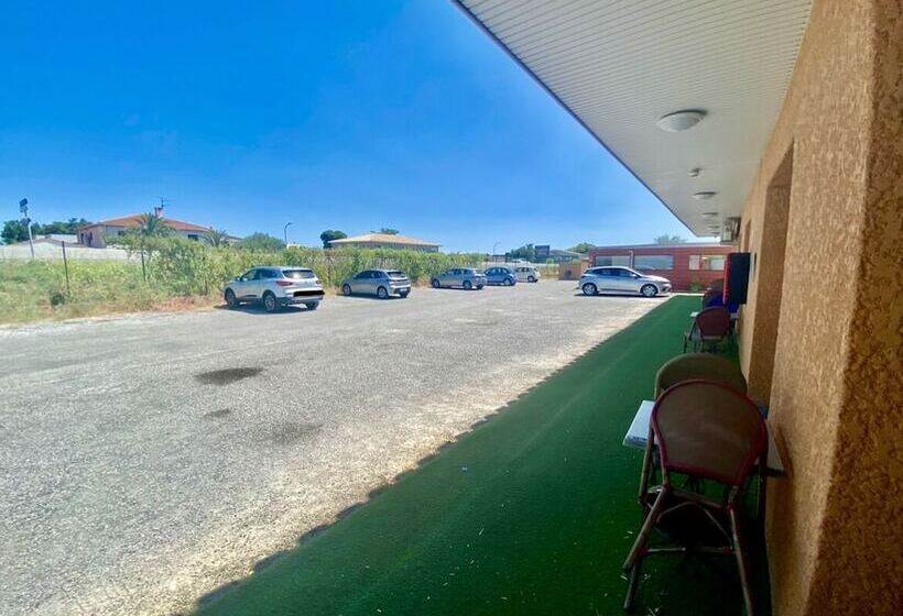 בית מלון כפרי Hôtel Acajou