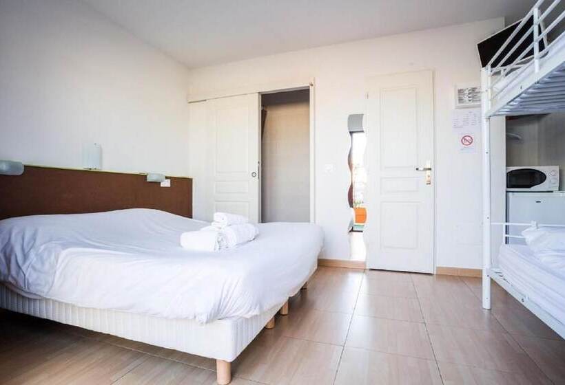 בית מלון כפרי Hôtel Acajou