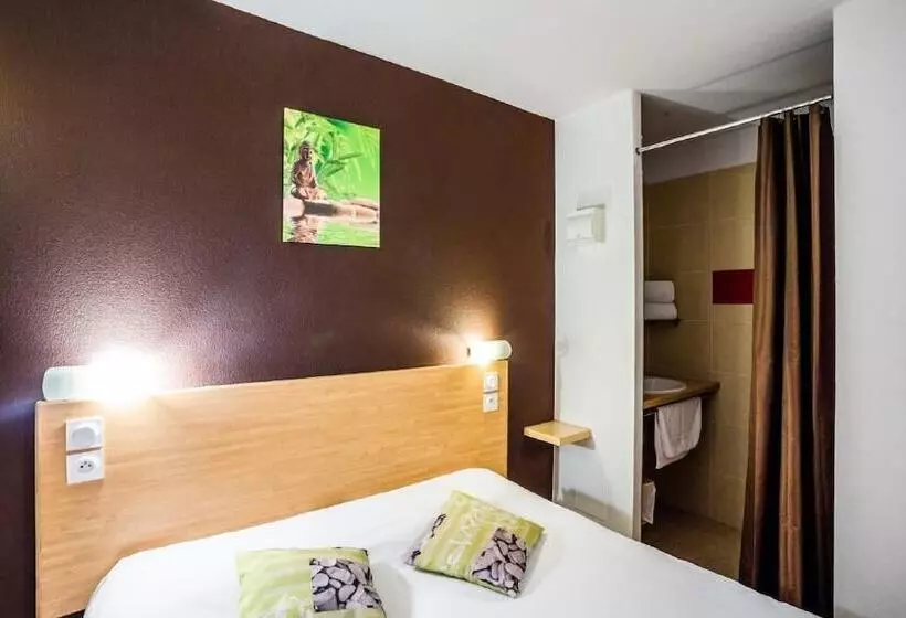 ホテル Hôtel Acajou