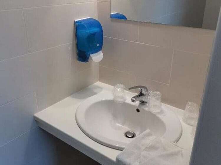 בית מלון כפרי Hôtel Acajou