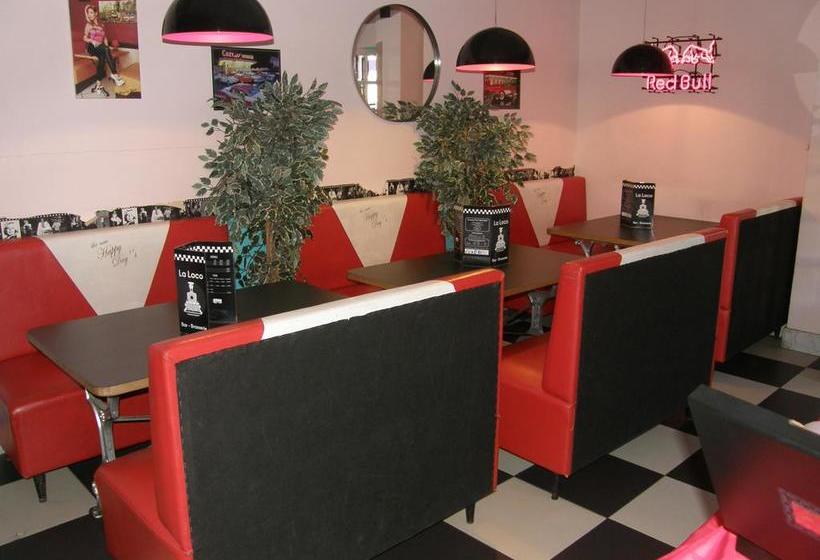 בית מלון כפרי Hôtel Le Michelet