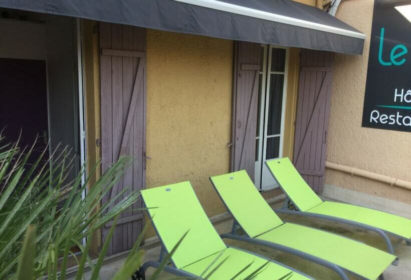 בית מלון כפרי Hôtel Restaurant Le 8