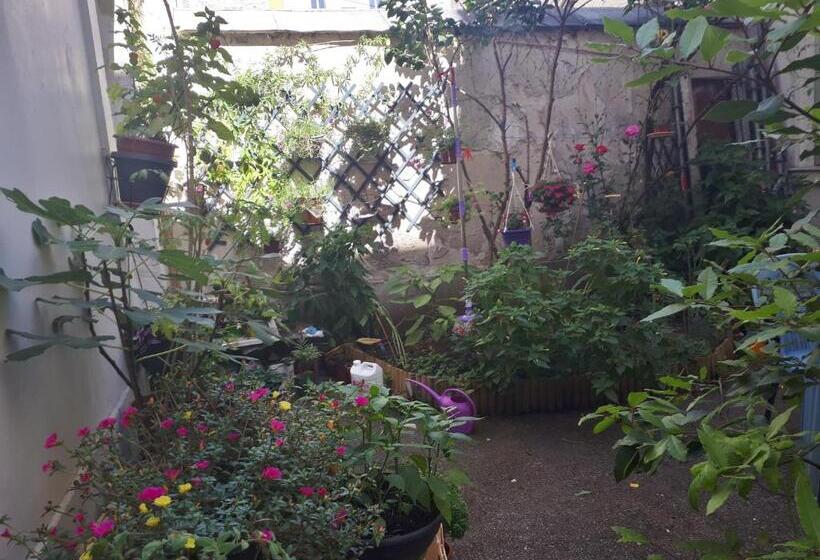 בית מלון כפרי Hôtel Résidence Champerret