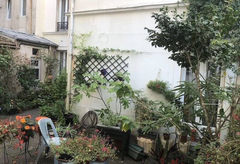 בית מלון כפרי Hôtel Résidence Champerret