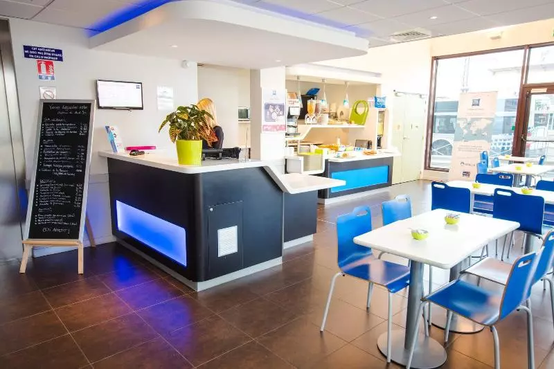 ホテル Ibis Budget Nimes Centre Gare