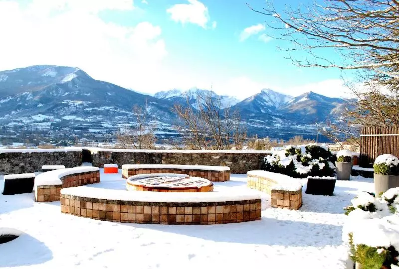 Hotelli La Robeyere; Bw Signature Collection