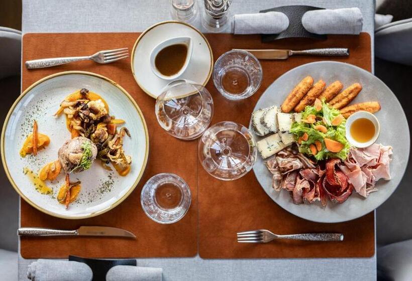 酒店 Le Chalet Blanc Hôtel & Spa