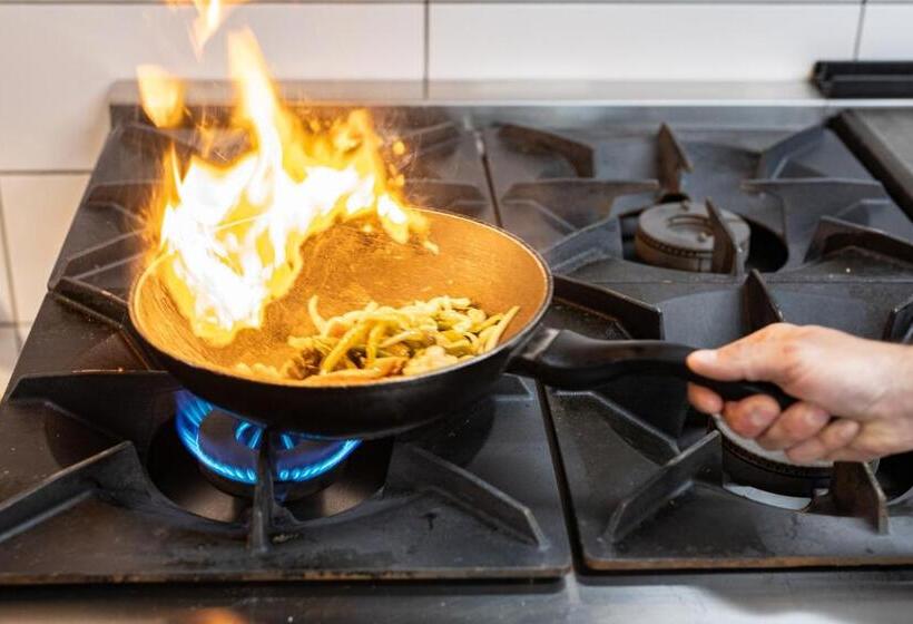 酒店 Le Chalet Blanc Hôtel & Spa