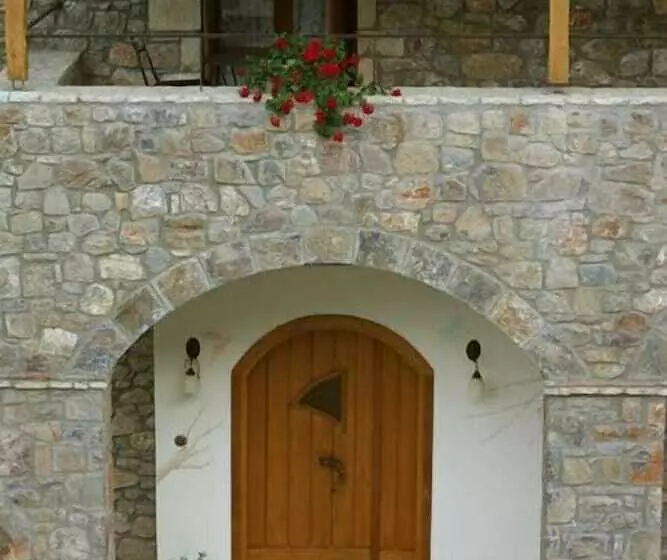 Hotelli Papanikola