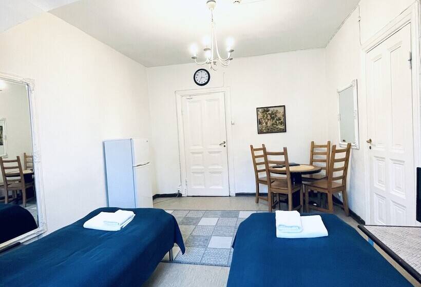 בית מלון כפרי Senate