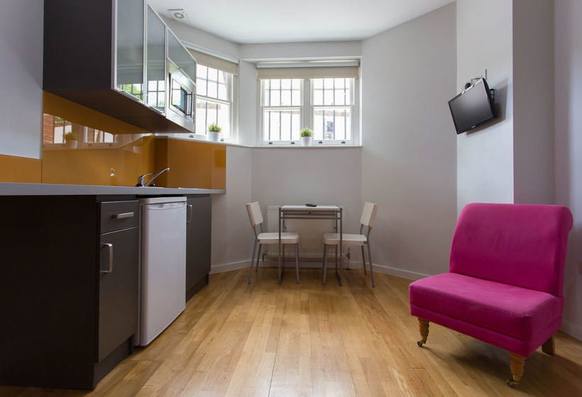 فندق St James House - Concept Serviced Apartments