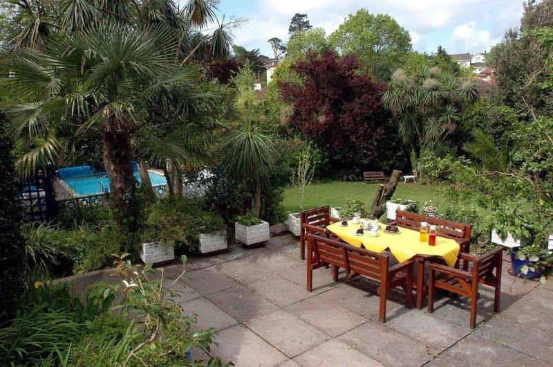 Hotel The Charterhouse