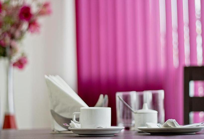 The Eden Hotel Near Okhla