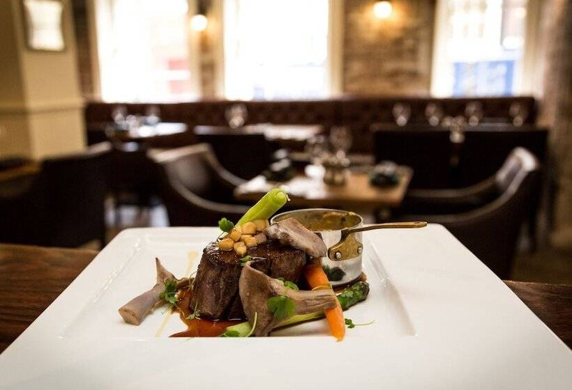 فندق The Resolution