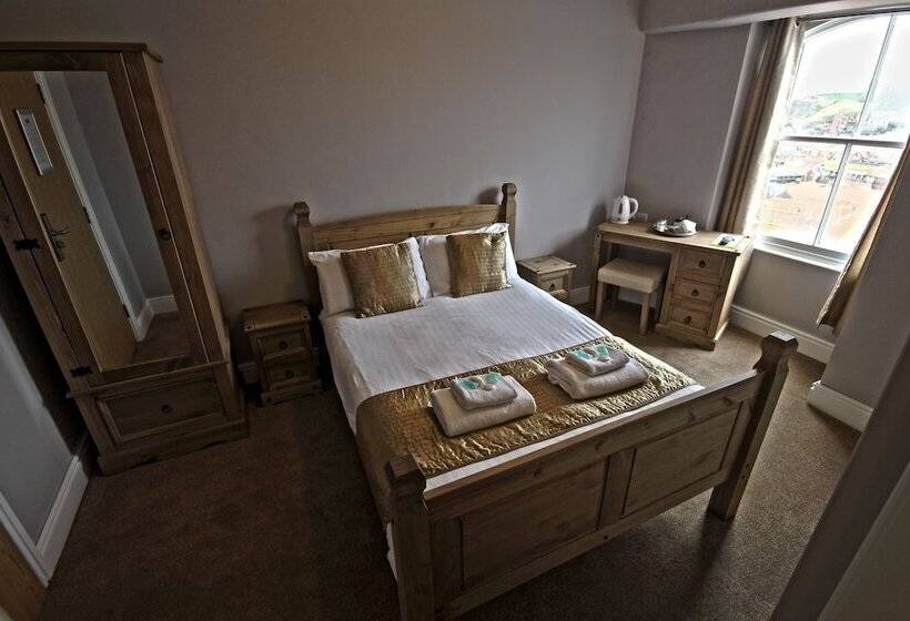 فندق The Resolution