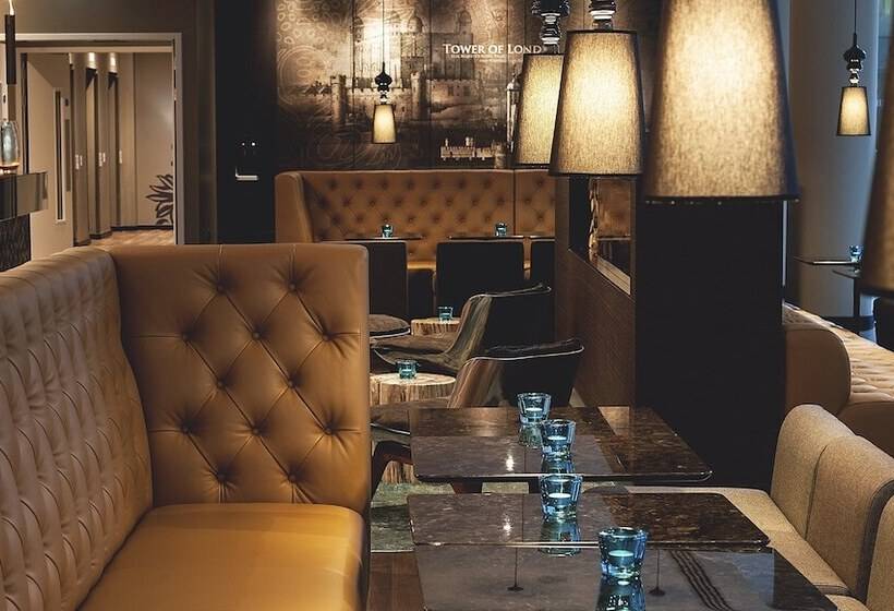 Motel One London Tower Hill